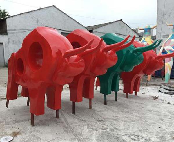 安徽雕塑公司的雕塑作品在公共藝術(shù)空間中的互動(dòng)性如何實(shí)現(xiàn)？