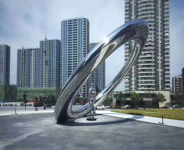 蕪湖不銹鋼景觀雕塑的雕塑作品在雕塑公園中的布局原則是什么？